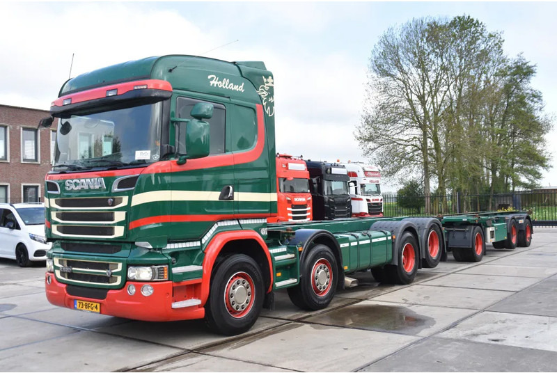 Scania R520 HL V8 8x2 + HANGER - EURO 6 - MANUAL - RETARDER - WHEELBASE: 510 cm - 10 TONS FRONT AXLE - XENON - - شاحنات الحاويات/ جسم علوي قابل للتغيير شاحنة: صور 1 Scania R520 HL V8 8x2 + HANGER - EURO 6 - MANUAL - RETARDER - WHEELBASE: 510 cm - 10 TONS FRONT AXLE - XENON - - شاحنات الحاويات/ جسم علوي قابل للتغيير شاحنة: صور 1