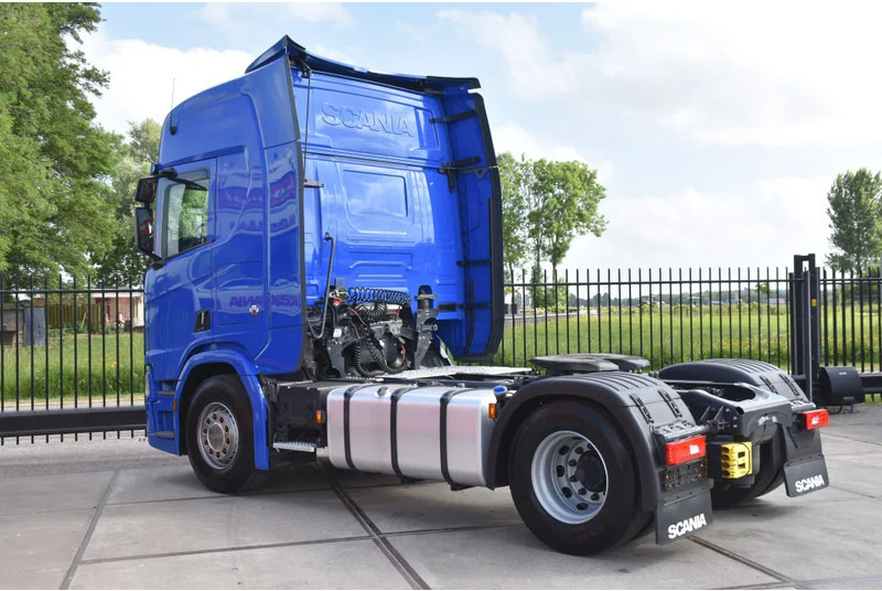 Scania R530 V8 NGS 4x2 - ADR FL - RETARDER - 253 TKM - ACC - NAVI - PTO - DIFF. LOCK - EXCELLENT CONDITION - - شاحنة جرار: صور 3 Scania R530 V8 NGS 4x2 - ADR FL - RETARDER - 253 TKM - ACC - NAVI - PTO - DIFF. LOCK - EXCELLENT CONDITION - - شاحنة جرار: صور 3