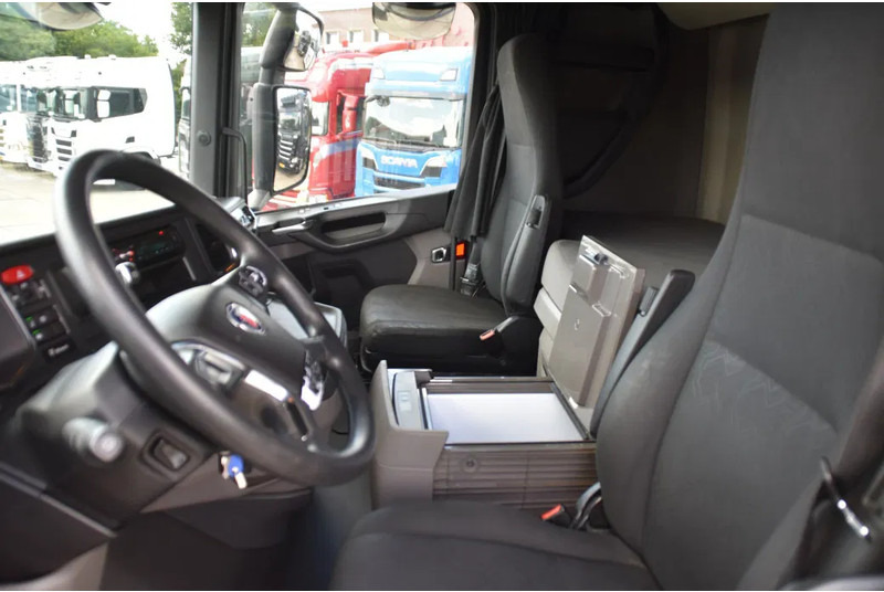 Scania S450 NGS 4x2NB - FULL AIR - 743 TKM - RETARDER - PARK. AIRCO - 2 x FUEL TANKS - TOP CONDITION - - شاحنة جرار: صور 5 Scania S450 NGS 4x2NB - FULL AIR - 743 TKM - RETARDER - PARK. AIRCO - 2 x FUEL TANKS - TOP CONDITION - - شاحنة جرار: صور 5