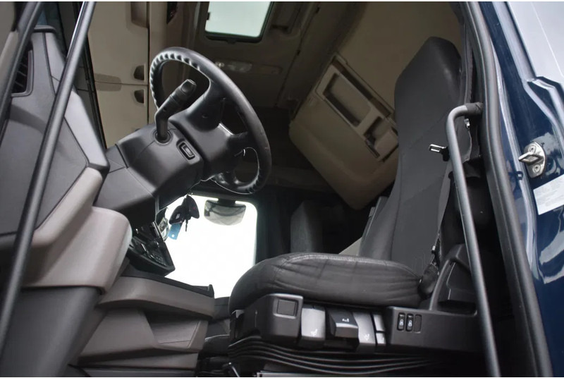 Scania S450 NGS 4x2NB - FULL AIR - RETARDER - ACC - PARK. AIRCO - 2 x FUEL TANKS - TOP CONDITION - - شاحنة جرار: صور 4 Scania S450 NGS 4x2NB - FULL AIR - RETARDER - ACC - PARK. AIRCO - 2 x FUEL TANKS - TOP CONDITION - - شاحنة جرار: صور 4