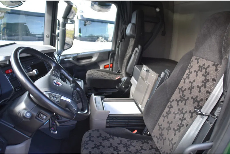 Scania S500 NGS 4x2 - RETARDER - 245 TKM - ACC - PARK. AIRCO - 2 x FUEL TANKS - LED LIGHTS - TOP CONDITION - - شاحنة جرار: صور 5 Scania S500 NGS 4x2 - RETARDER - 245 TKM - ACC - PARK. AIRCO - 2 x FUEL TANKS - LED LIGHTS - TOP CONDITION - - شاحنة جرار: صور 5