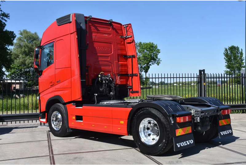 Volvo FH 460 Globe 4x2 - RETARDER- HYDRAULIC SYSTEM - 718 TKM - AIRCO - DIFF. LOCK - PTO - GOOD CONDITION - - شاحنة جرار: صور 3 Volvo FH 460 Globe 4x2 - RETARDER- HYDRAULIC SYSTEM - 718 TKM - AIRCO - DIFF. LOCK - PTO - GOOD CONDITION - - شاحنة جرار: صور 3