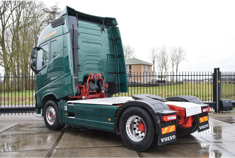 Volvo FH 460 Globetrotter 4x2 - EURO 6 - 805 TKM - NAVI - ALCOA'S - LED LIGHTS - GOOD CONDITION - - شاحنة جرار: صور 3 Volvo FH 460 Globetrotter 4x2 - EURO 6 - 805 TKM - NAVI - ALCOA'S - LED LIGHTS - GOOD CONDITION - - شاحنة جرار: صور 3