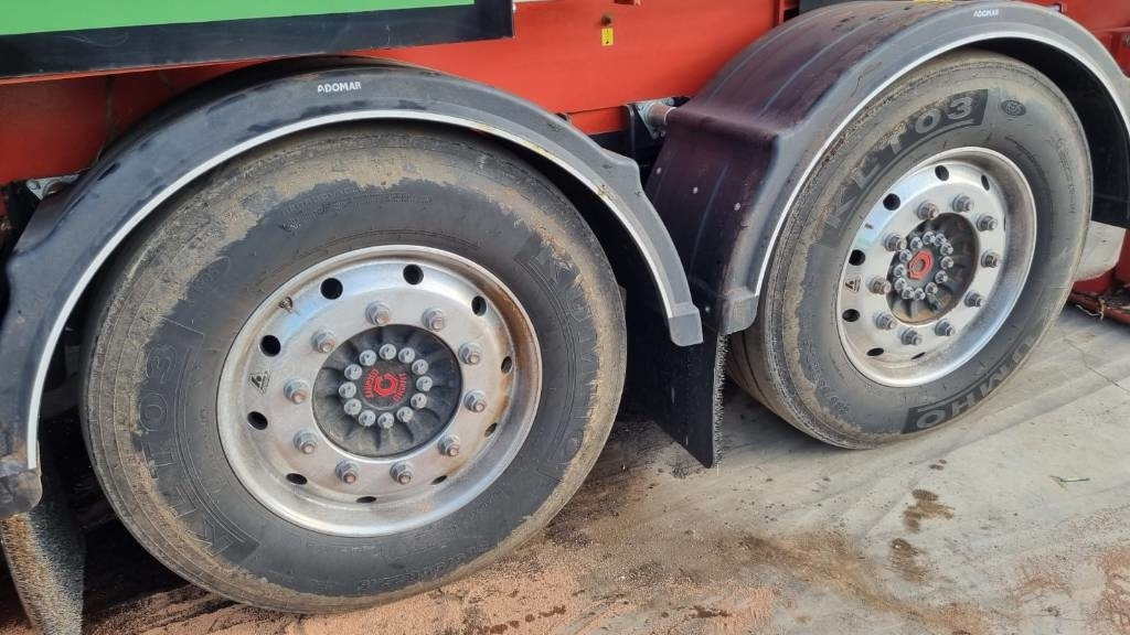 Morbark WH 3000 XP - ماكينات قطع الحشائش الغابات: صور 3 Morbark WH 3000 XP - ماكينات قطع الحشائش الغابات: صور 3