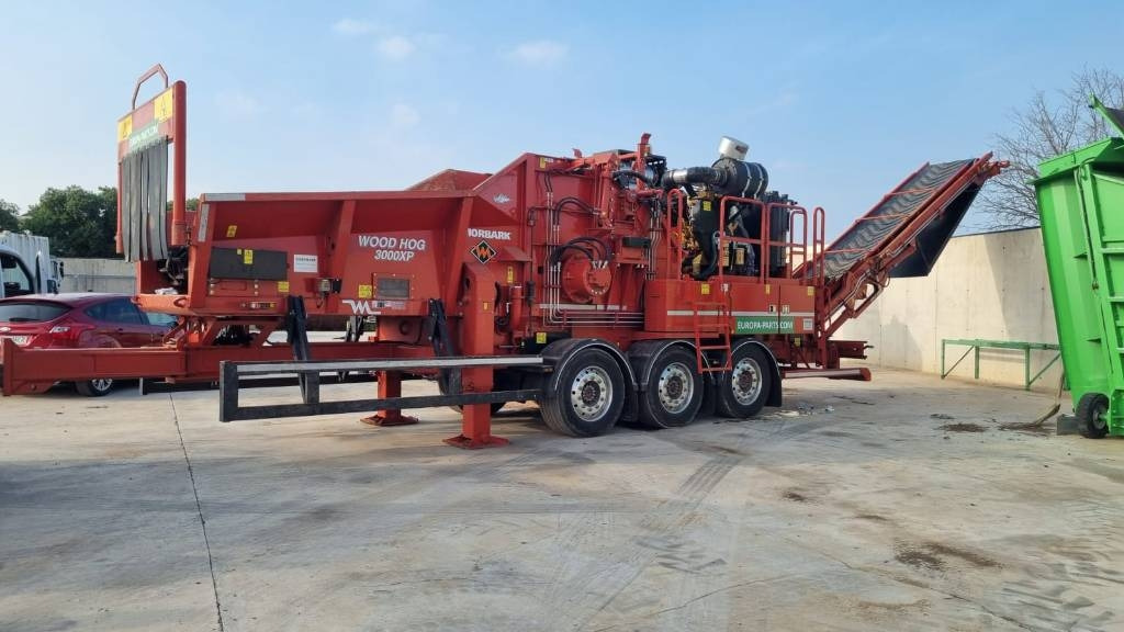 Morbark WH 3000 XP - ماكينات قطع الحشائش الغابات: صور 1 Morbark WH 3000 XP - ماكينات قطع الحشائش الغابات: صور 1