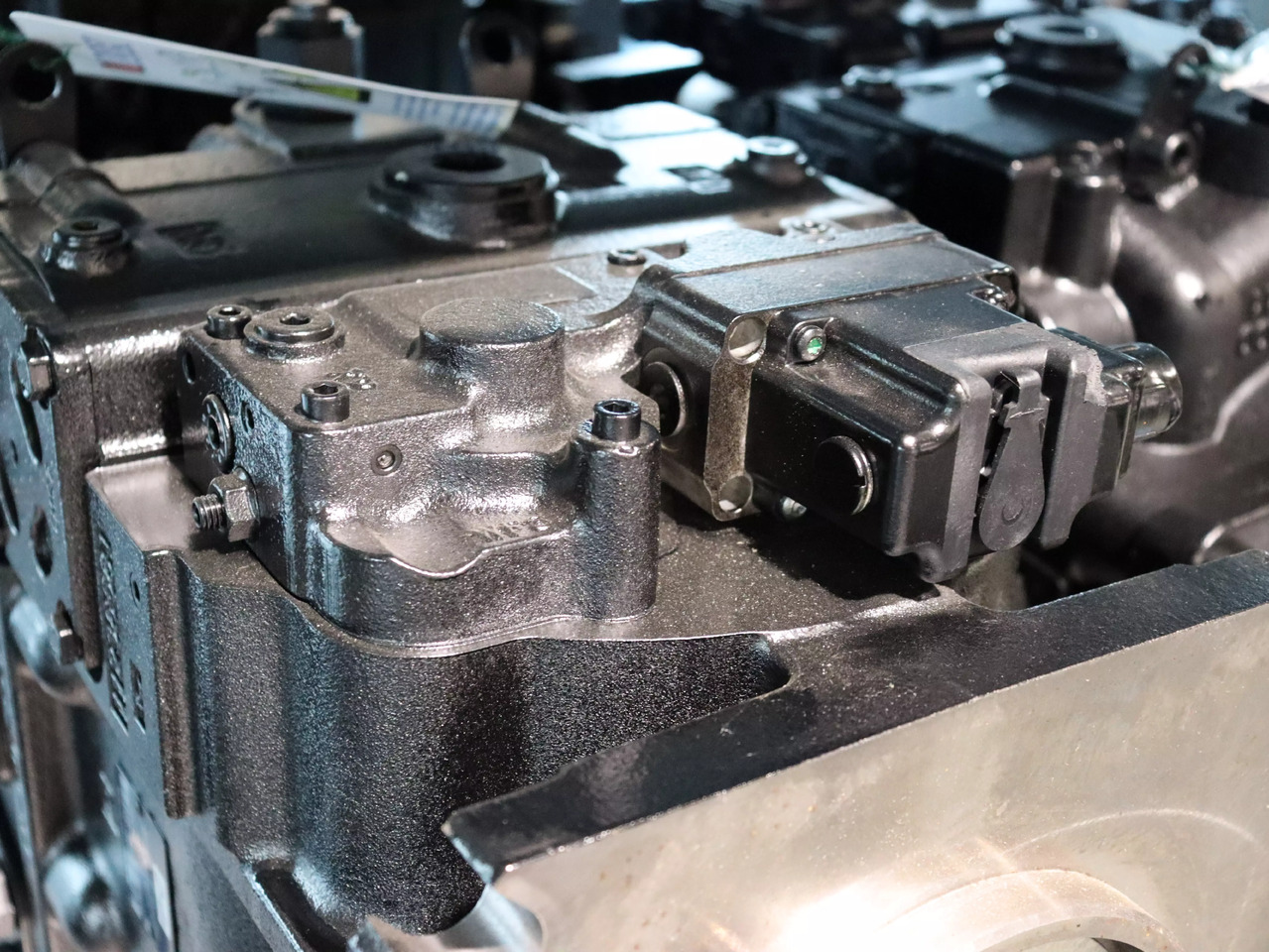 DANFOSS / SAUER 90L250 KA5BC80 S3C8 K03 NNN 424224 - مضخة هيدروليكية - آلات البناء: صور 3 DANFOSS / SAUER 90L250 KA5BC80 S3C8 K03 NNN 424224 - مضخة هيدروليكية - آلات البناء: صور 3