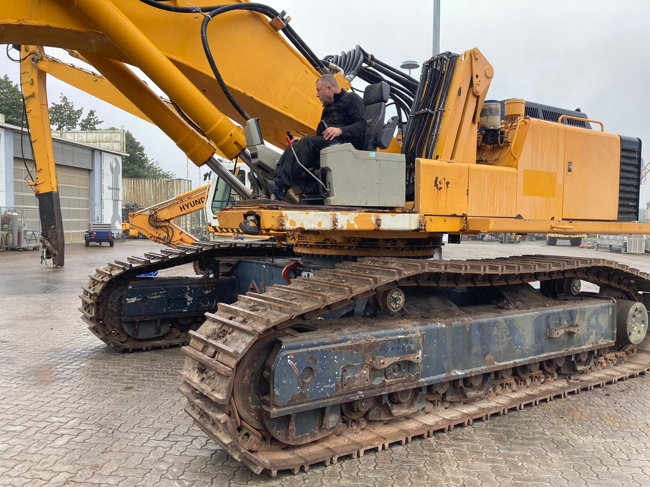 LIEBHERR R964BEW - حفارات زحافة: صور 2 LIEBHERR R964BEW - حفارات زحافة: صور 2