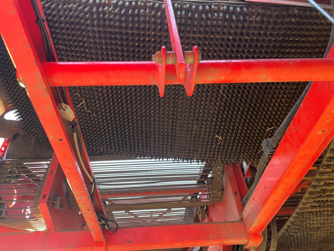 Grimme SE 75-30/40 - آلة حصاد: صور 5 Grimme SE 75-30/40 - آلة حصاد: صور 5