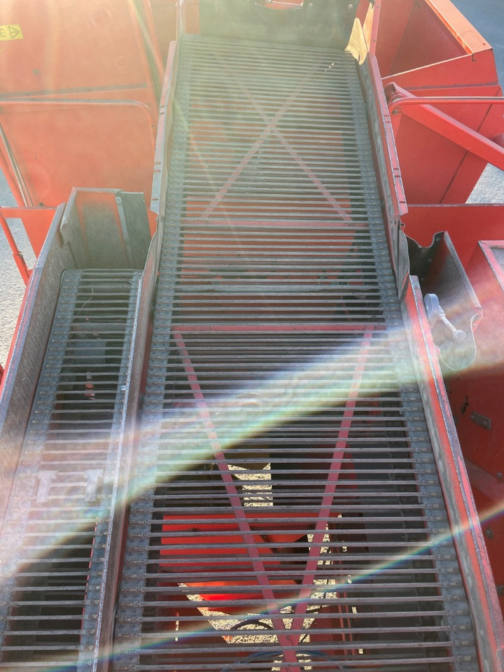 Grimme SE 75-30/40 - آلة حصاد: صور 3 Grimme SE 75-30/40 - آلة حصاد: صور 3