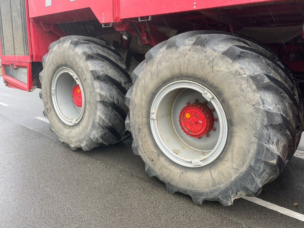 ال معدات حراثه Holmer T4-40: صور 27