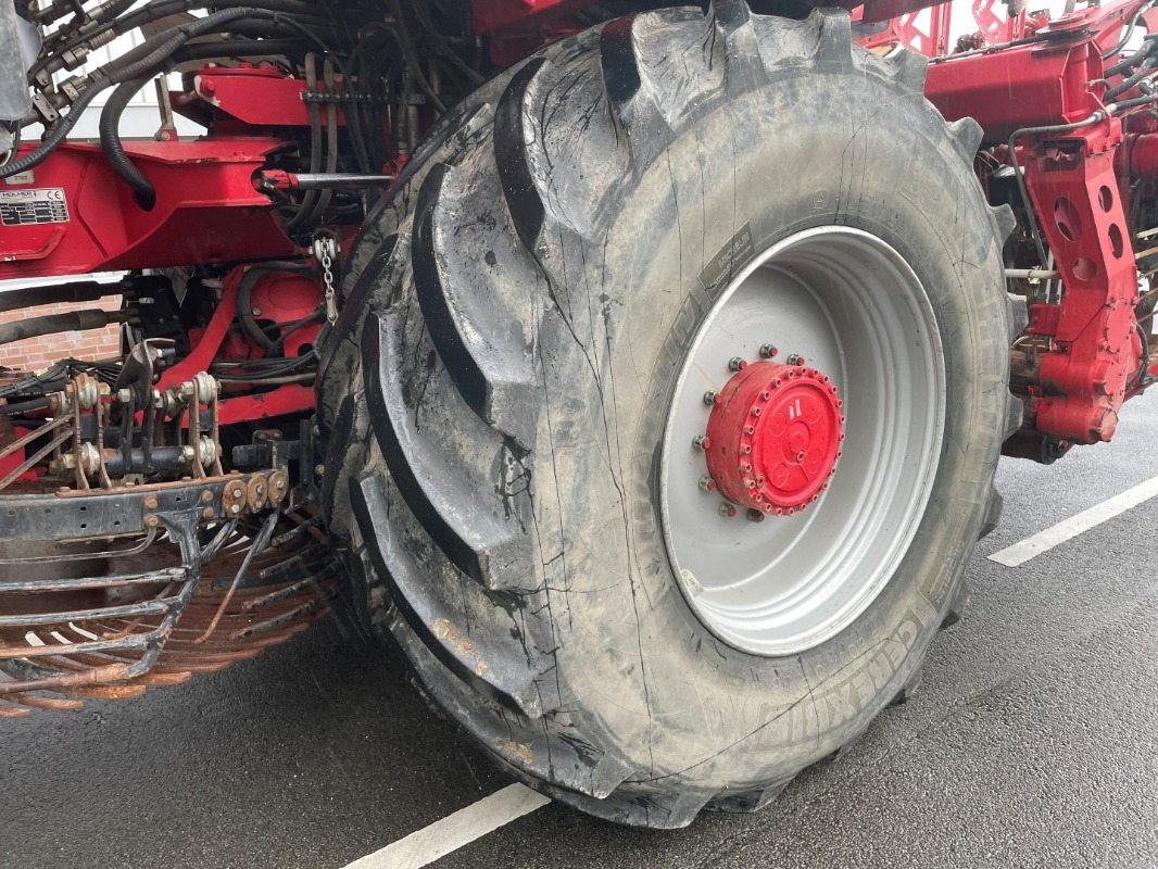 ال معدات حراثه Holmer T4-40: صور 28