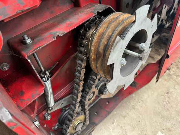 Grimme CS 150 RotaPower - حصادة البطاطس: صور 2 Grimme CS 150 RotaPower - حصادة البطاطس: صور 2