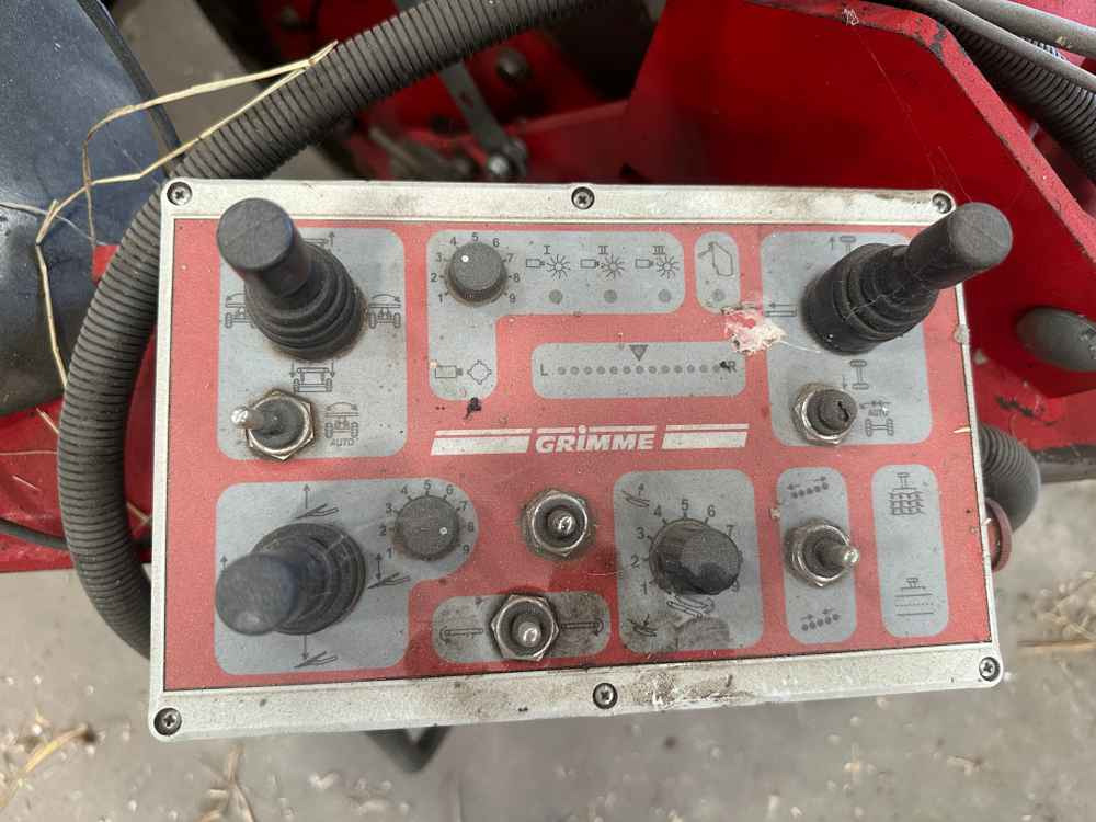 Grimme CS-150 RotaPower - حصادة البطاطس: صور 3 Grimme CS-150 RotaPower - حصادة البطاطس: صور 3