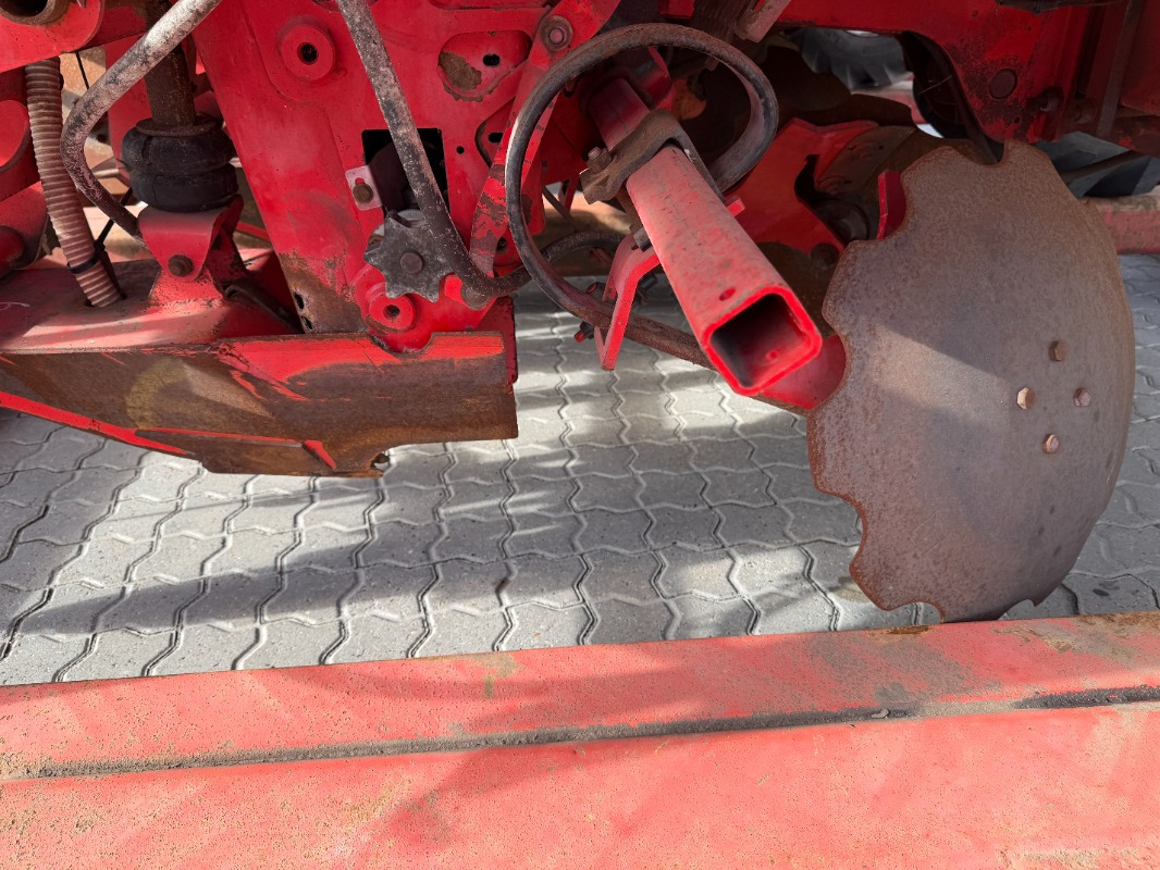 Grimme GL 36-ZS - آلة حصاد: صور 4 Grimme GL 36-ZS - آلة حصاد: صور 4