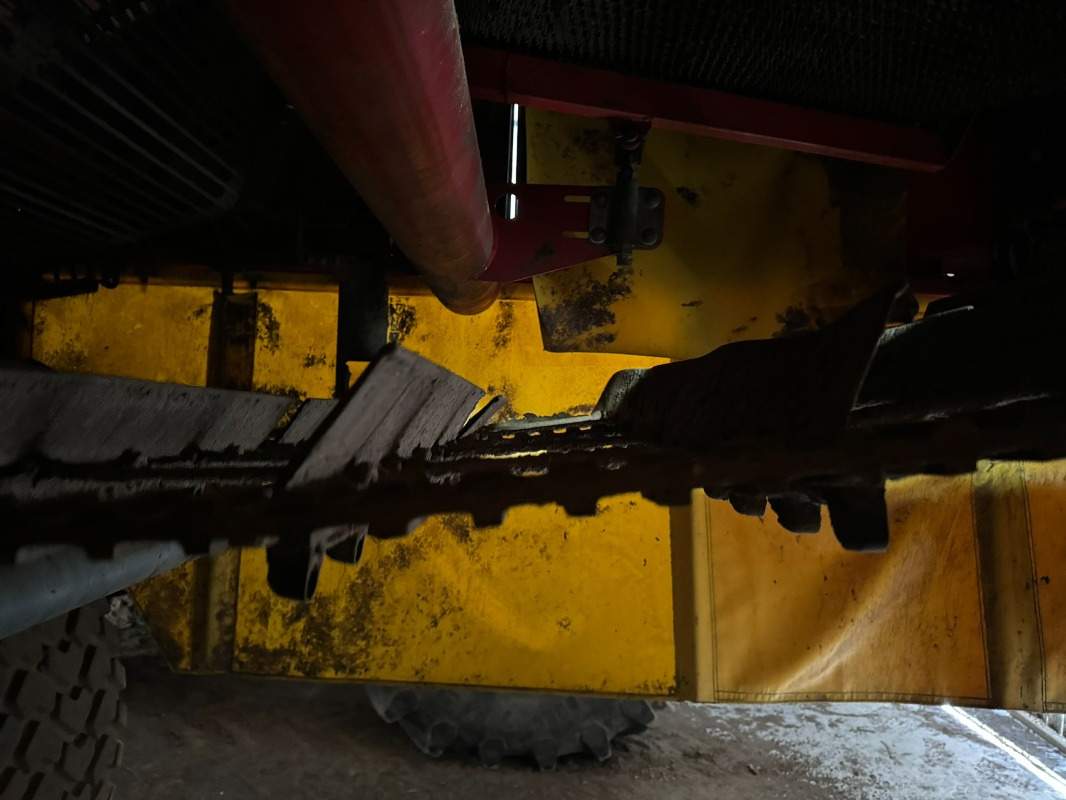 Grimme SE-150-60-UB XXL - حصادة البطاطس: صور 5 Grimme SE-150-60-UB XXL - حصادة البطاطس: صور 5