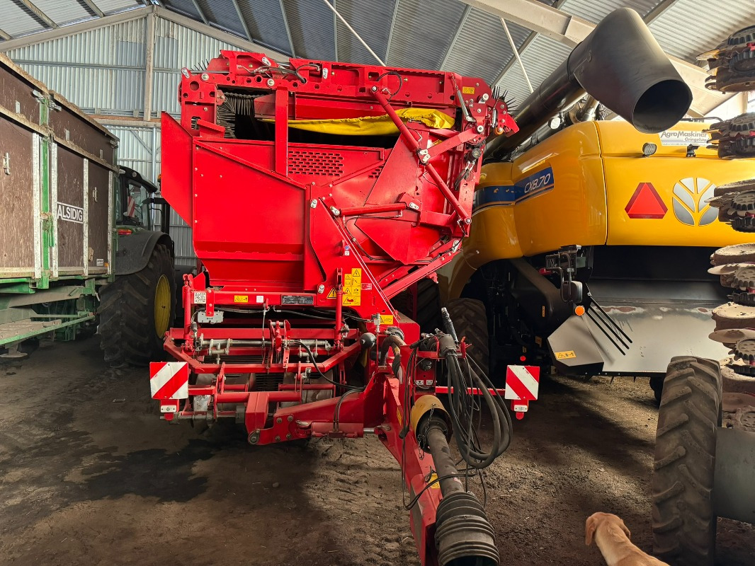 Grimme SE-150-60-UB XXL - حصادة البطاطس: صور 1 Grimme SE-150-60-UB XXL - حصادة البطاطس: صور 1