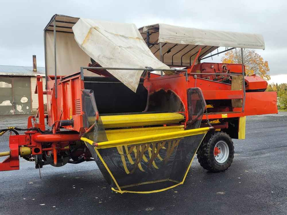 Grimme SE-75-30-UB - آلة حصاد: صور 2 Grimme SE-75-30-UB - آلة حصاد: صور 2