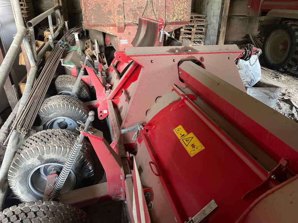 Grimme KS 75-4 - آلة حصاد: صور 3 Grimme KS 75-4 - آلة حصاد: صور 3