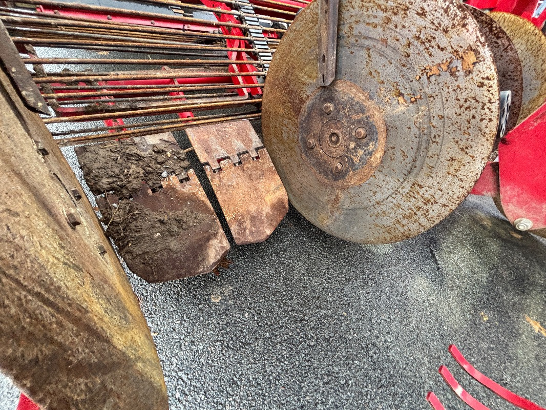 آلة حصاد Grimme VARITRON 470 GEN III: صور 16