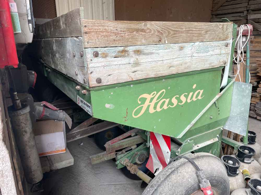 Hassia GLk4 - آلة حصاد: صور 1 Hassia GLk4 - آلة حصاد: صور 1