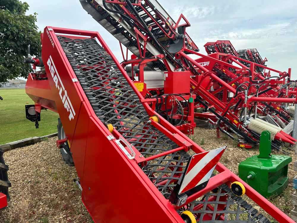 ASA-Lift MC1010E - آلات الحصاد للعنب: صور 3 ASA-Lift MC1010E - آلات الحصاد للعنب: صور 3