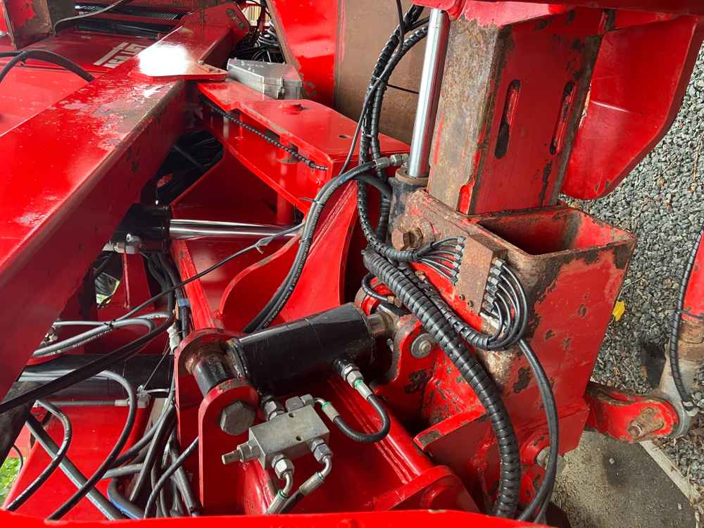ASA-Lift Red Beet Topper - آلات الحصاد للعنب: صور 3 ASA-Lift Red Beet Topper - آلات الحصاد للعنب: صور 3