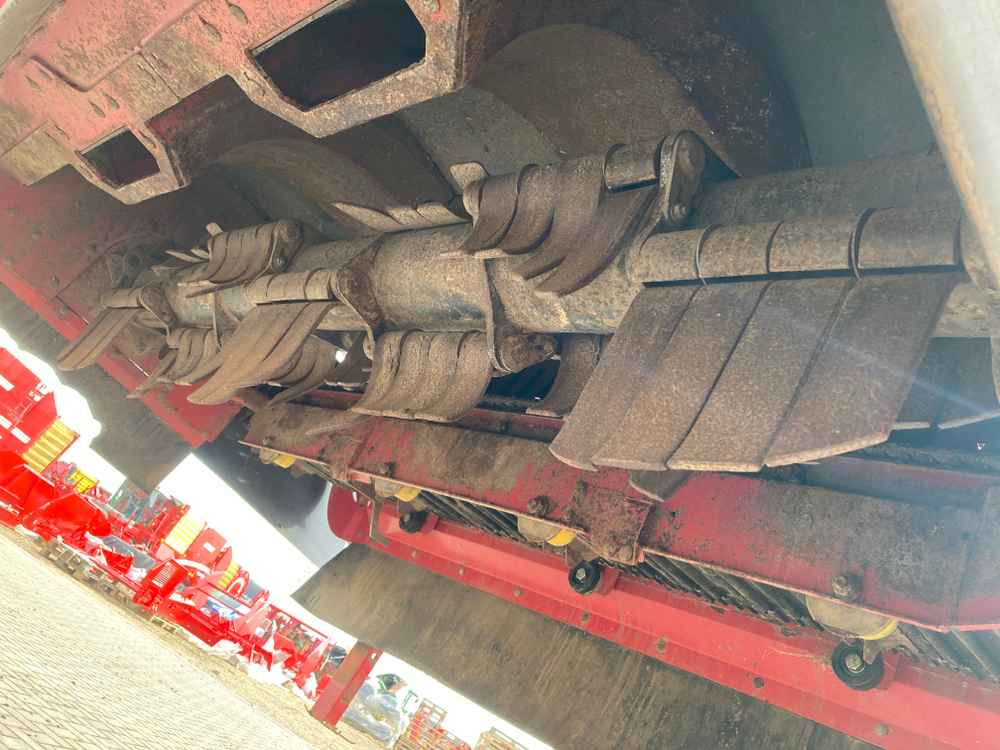 Grimme Grimme HT 210 Front Mounted Self-Propelled Topper - آلة حصاد: صور 2 Grimme Grimme HT 210 Front Mounted Self-Propelled Topper - آلة حصاد: صور 2