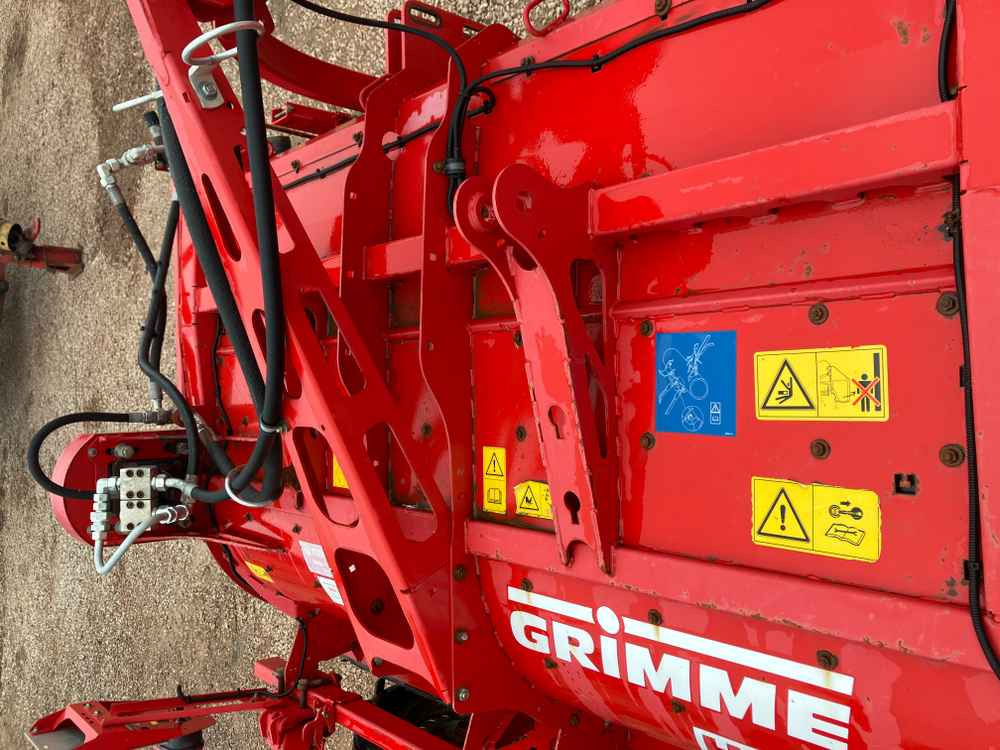 Grimme Grimme HT 210 Front Mounted Self-Propelled Topper - آلة حصاد: صور 5 Grimme Grimme HT 210 Front Mounted Self-Propelled Topper - آلة حصاد: صور 5