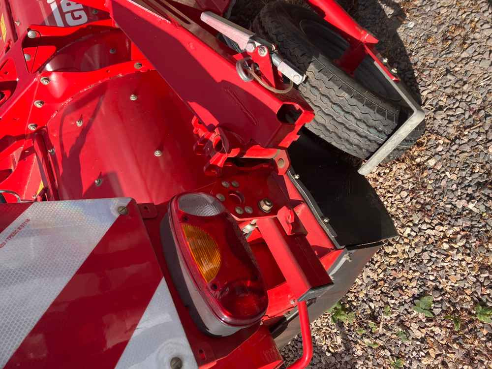 Grimme HT 210 - آلة حصاد: صور 4 Grimme HT 210 - آلة حصاد: صور 4