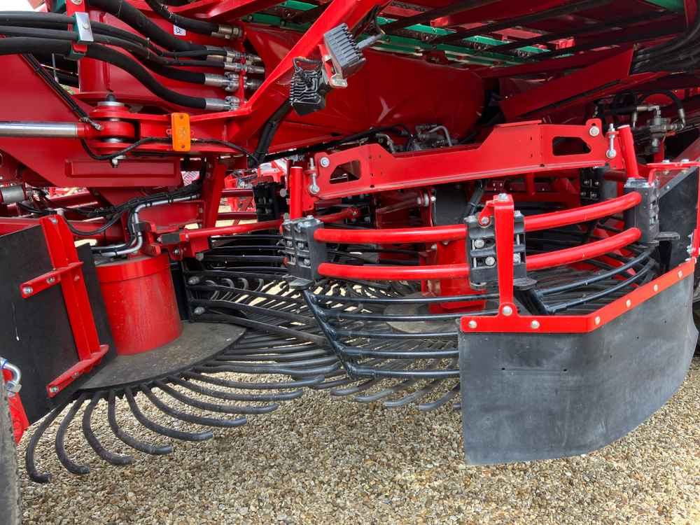 Grimme REXOR 630 / 830 / 930 - ال معدات حراثه: صور 4 Grimme REXOR 630 / 830 / 930 - ال معدات حراثه: صور 4
