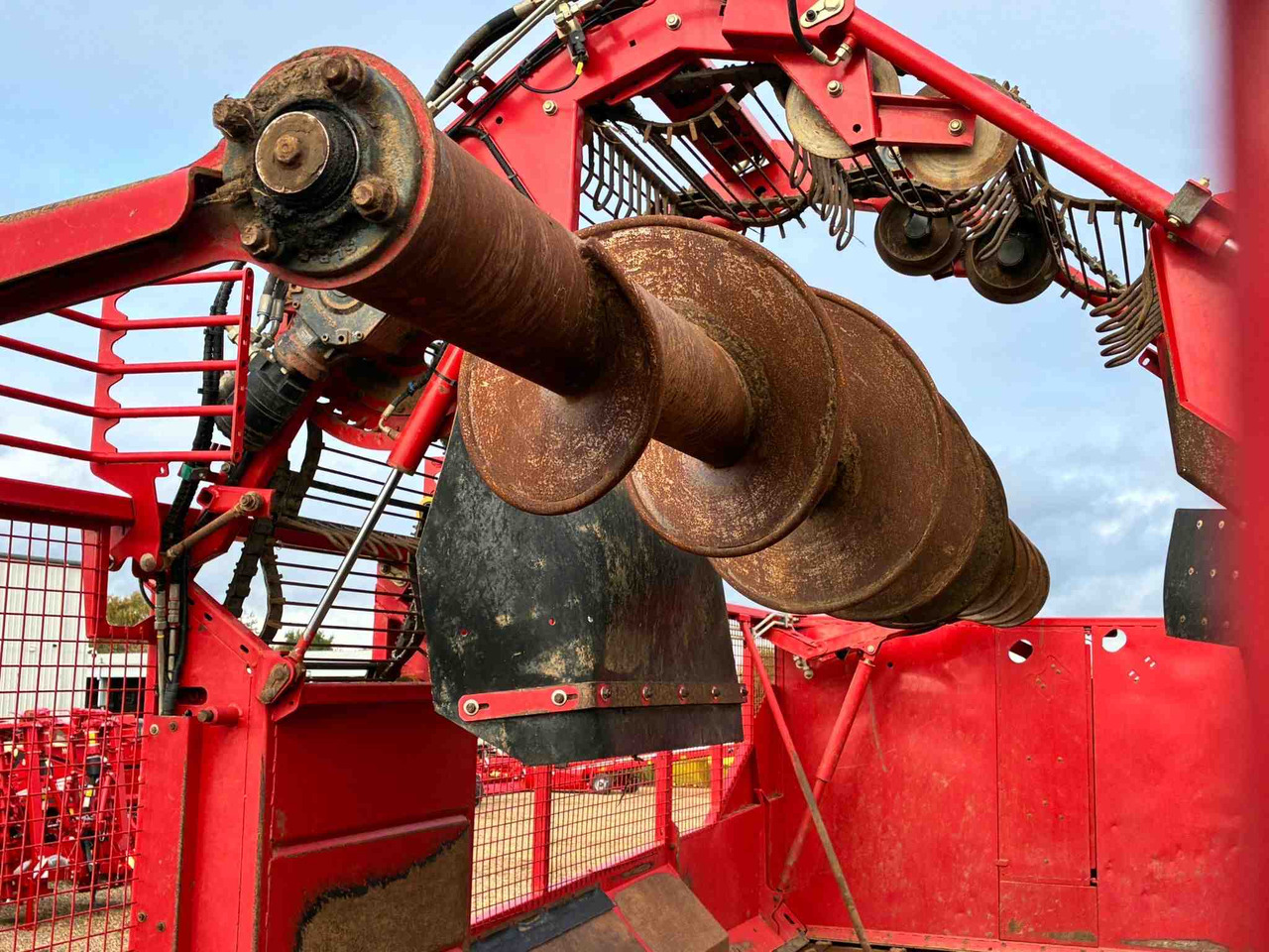 Grimme REXOR 6300 - ال معدات حراثه: صور 3 Grimme REXOR 6300 - ال معدات حراثه: صور 3