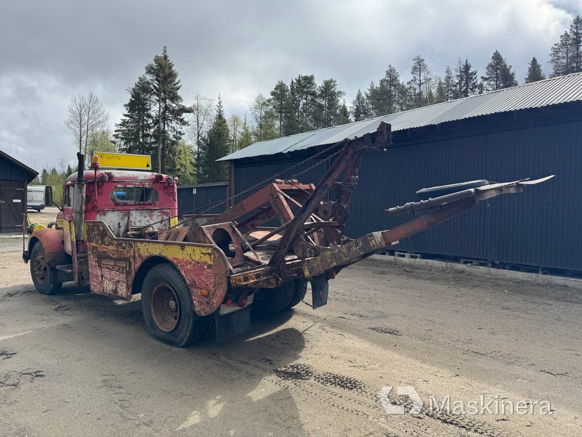 Bärgningsbil Volvo 248 X -52, (Repobjekt) - سيارة السحب للتصليح: صور 3 Bärgningsbil Volvo 248 X -52, (Repobjekt) - سيارة السحب للتصليح: صور 3