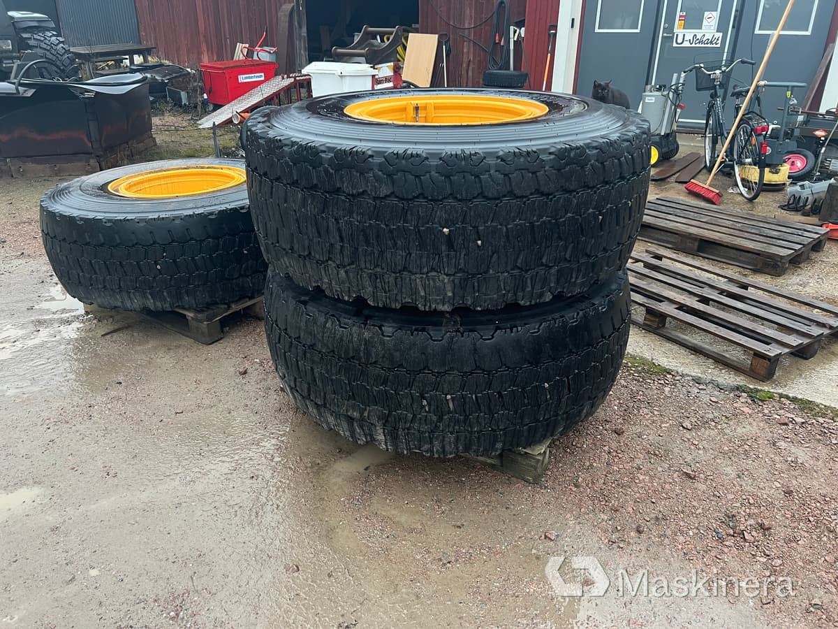 Bridgestone V-Steel Snow Wedge Entreprenaddäck 4st 20.5 R25 - عجلات - آلات البناء: صور 2 Bridgestone V-Steel Snow Wedge Entreprenaddäck 4st 20.5 R25 - عجلات - آلات البناء: صور 2