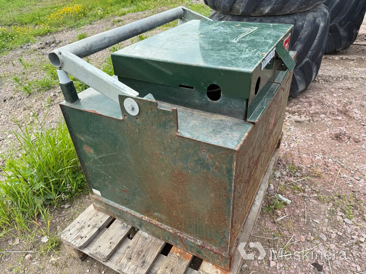 Dieseltank Wikers Filipstad 300 L med bygel - خزان تخزين: صور 3 Dieseltank Wikers Filipstad 300 L med bygel - خزان تخزين: صور 3