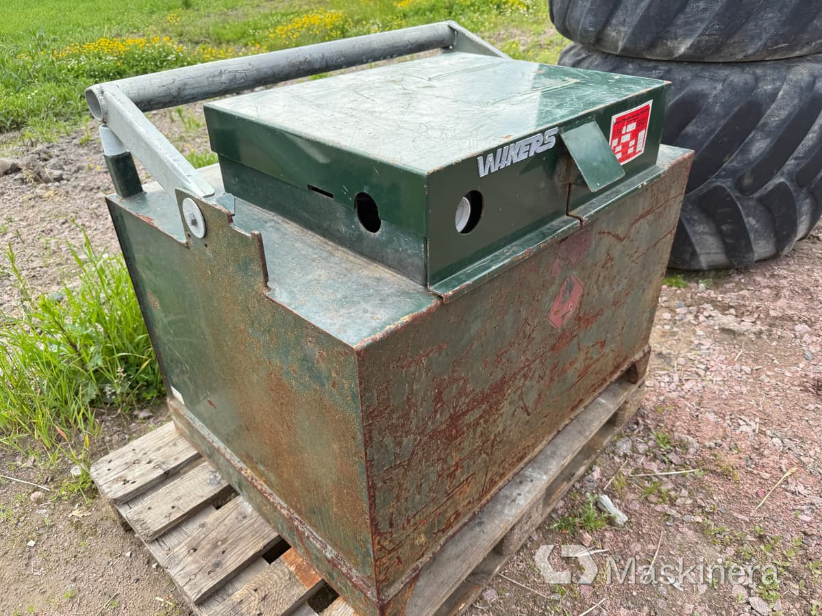 Dieseltank Wikers Filipstad 300 L med bygel - خزان تخزين: صور 2 Dieseltank Wikers Filipstad 300 L med bygel - خزان تخزين: صور 2