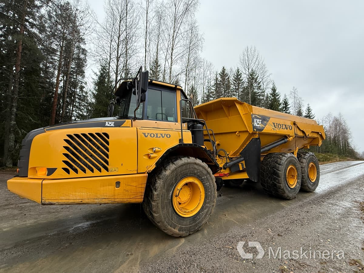 Dumper Volvo A25E 6x6 - شاحنة مفصلية: صور 2 Dumper Volvo A25E 6x6 - شاحنة مفصلية: صور 2