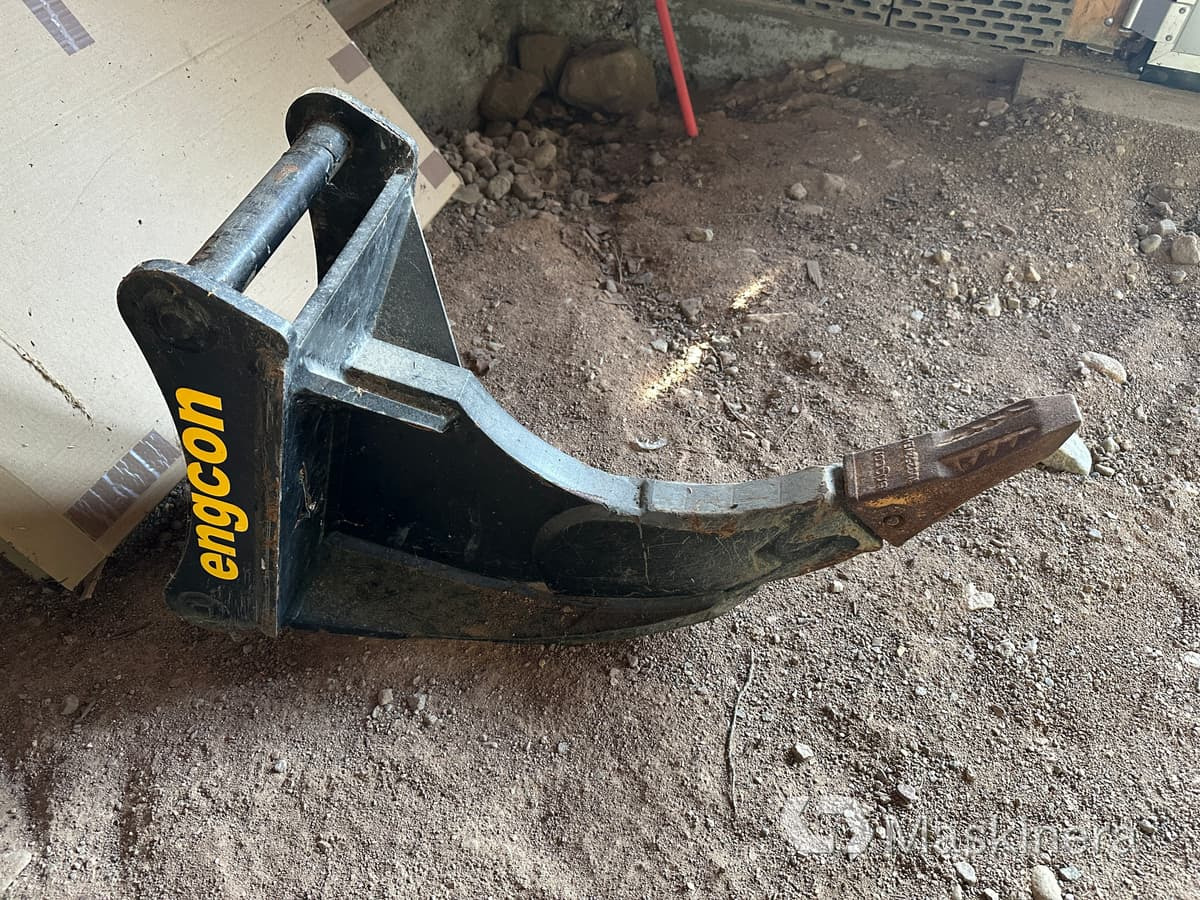 Engcon R10 2,5" Tjälkrok Engcon R10 S45 - حراث تحت التربة: صور 1 Engcon R10 2,5" Tjälkrok Engcon R10 S45 - حراث تحت التربة: صور 1
