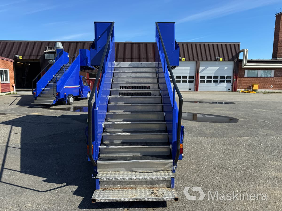 Ford Transit TFGBHL 130 Trappbil Ford Transit TFGBHL - فان: صور 4 Ford Transit TFGBHL 130 Trappbil Ford Transit TFGBHL - فان: صور 4
