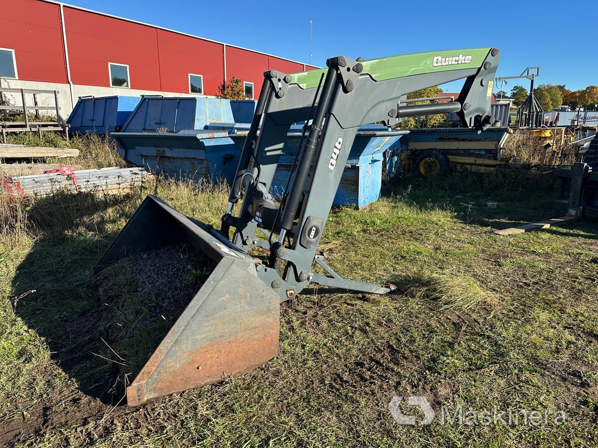 Frontlastare Ålö Quicke Q46 med skopa - لوادر وحفارات أمامية: صور 1 Frontlastare Ålö Quicke Q46 med skopa - لوادر وحفارات أمامية: صور 1