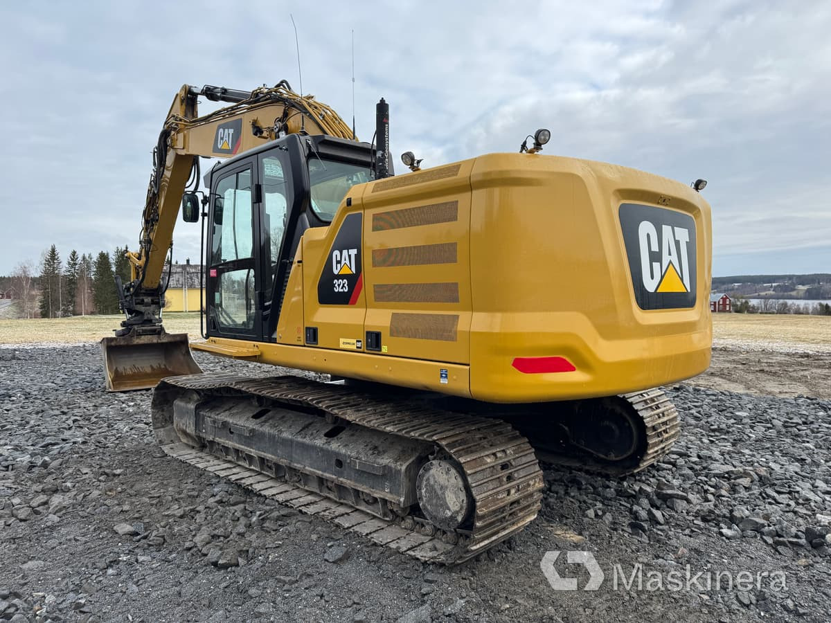 Grävmaskin Cat 323 Next Generation med tillbehör - حفارات زحافة: صور 3 Grävmaskin Cat 323 Next Generation med tillbehör - حفارات زحافة: صور 3