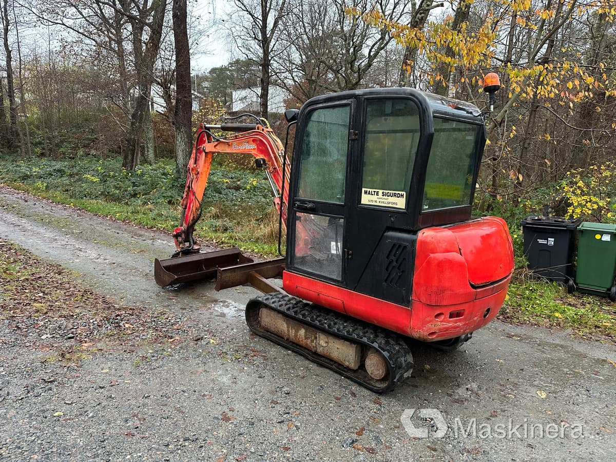 Grävmaskin EuroTom TS-27S - حفارات زحافة: صور 3 Grävmaskin EuroTom TS-27S - حفارات زحافة: صور 3