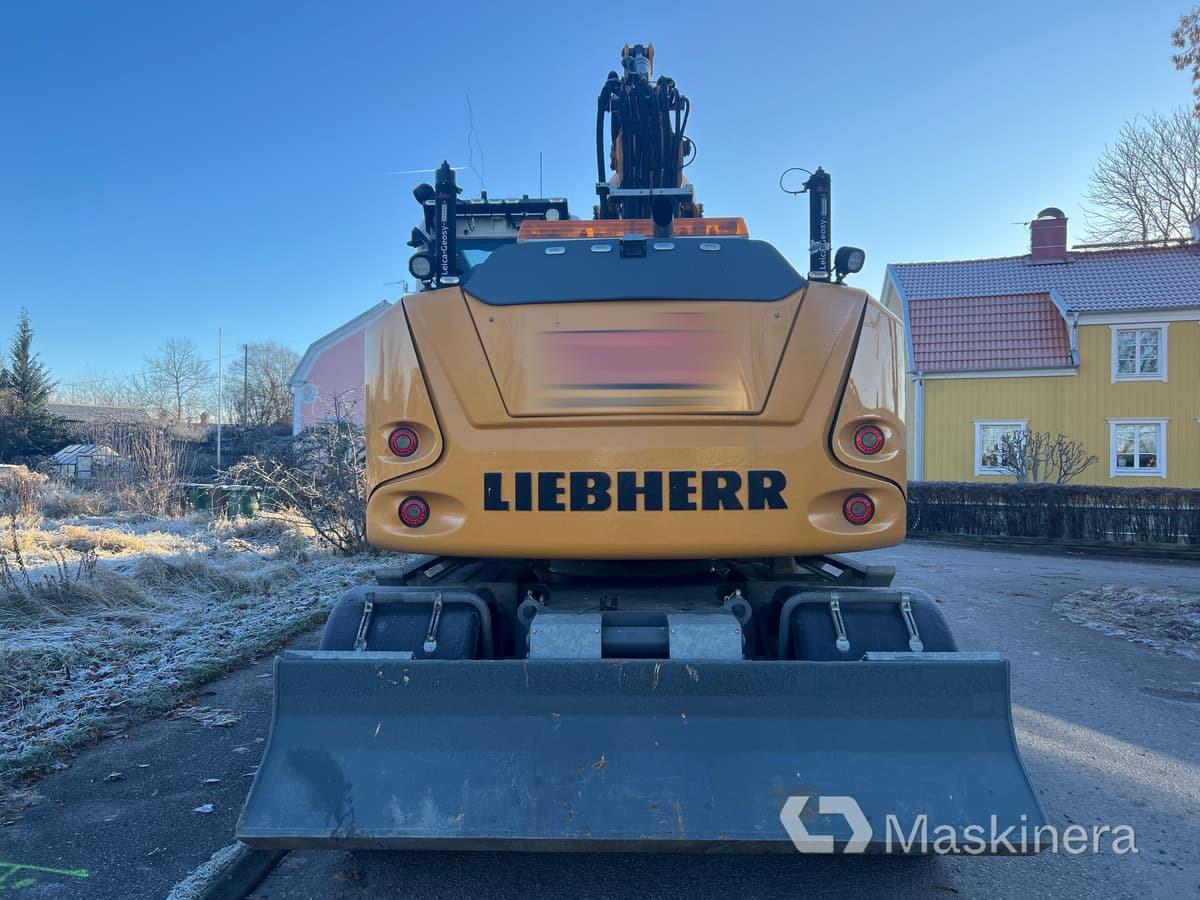 Hjulgrävare Liebherr 918 Compact Litronic med kärra - حفارات زحافة: صور 4 Hjulgrävare Liebherr 918 Compact Litronic med kärra - حفارات زحافة: صور 4