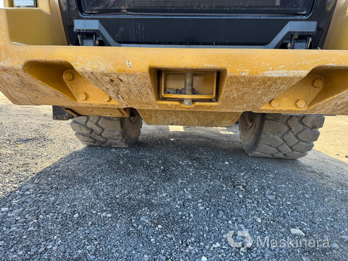اللودر بعجل Hjullastare Cat 962M med skopa: صور 44