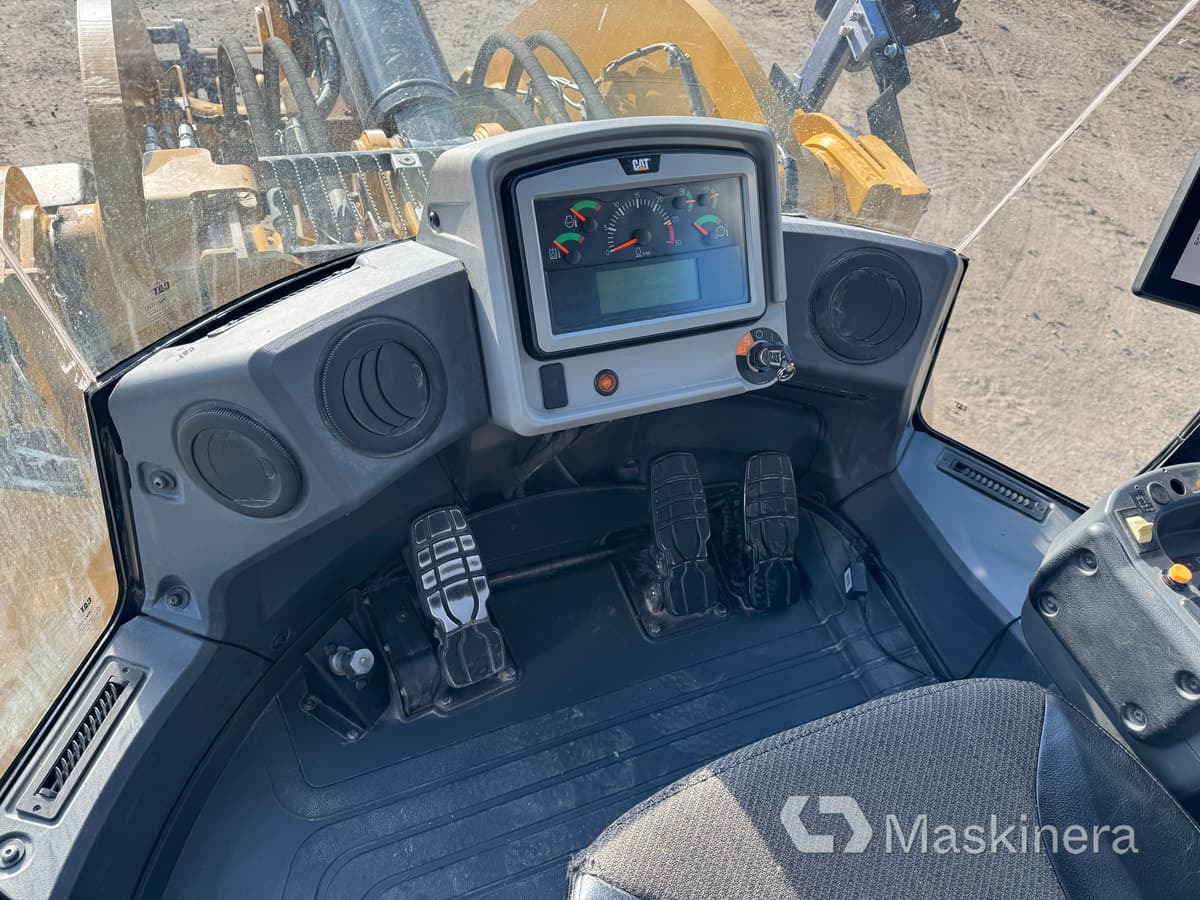 اللودر بعجل Hjullastare Cat 962M med skopa: صور 12