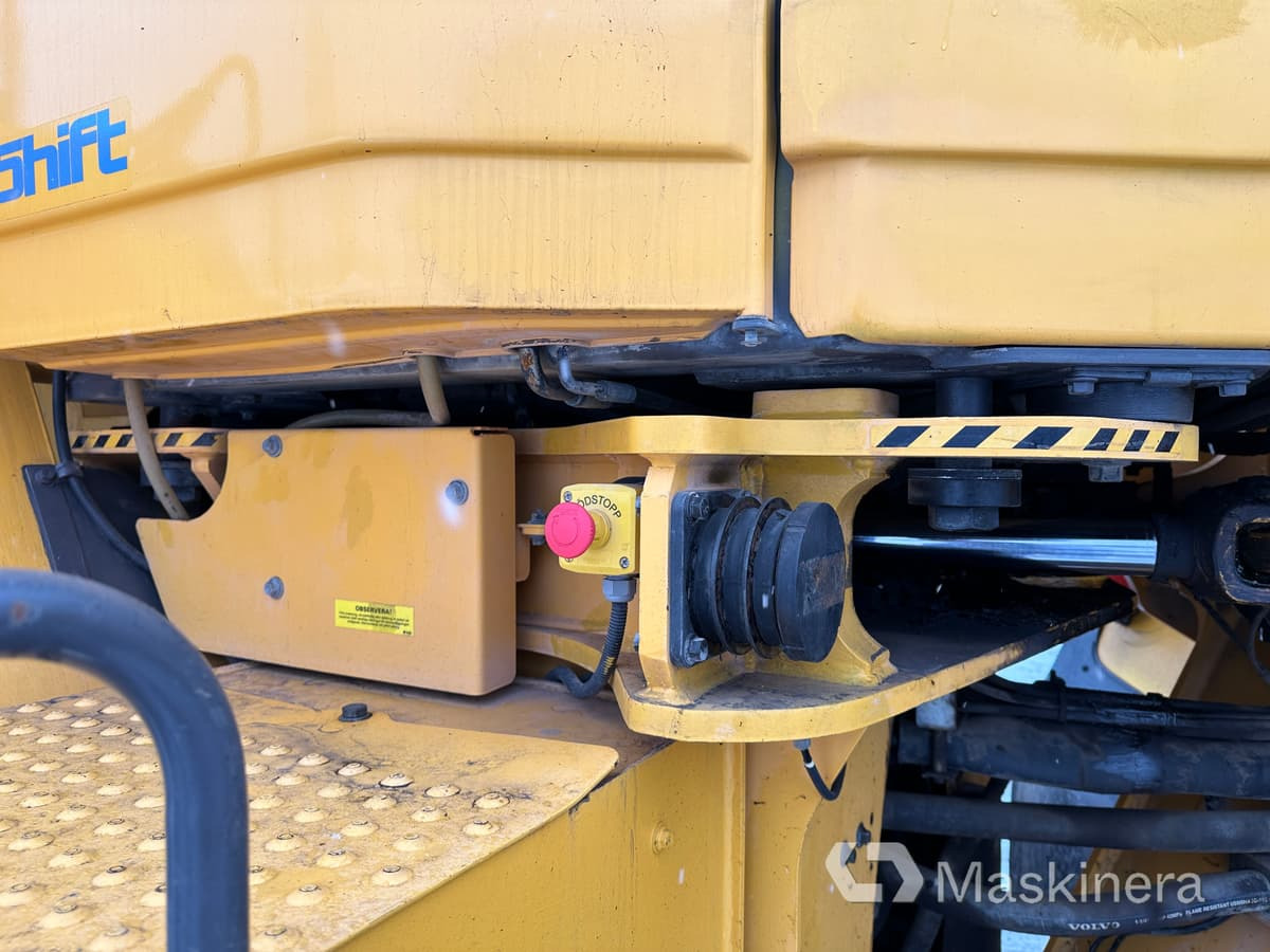 اللودر بعجل Hjullastare Volvo L180H: صور 39 اللودر بعجل Hjullastare Volvo L180H: صور 39