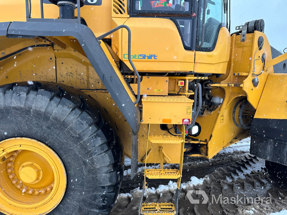 اللودر بعجل Hjullastare Volvo L180H: صور 33 اللودر بعجل Hjullastare Volvo L180H: صور 33
