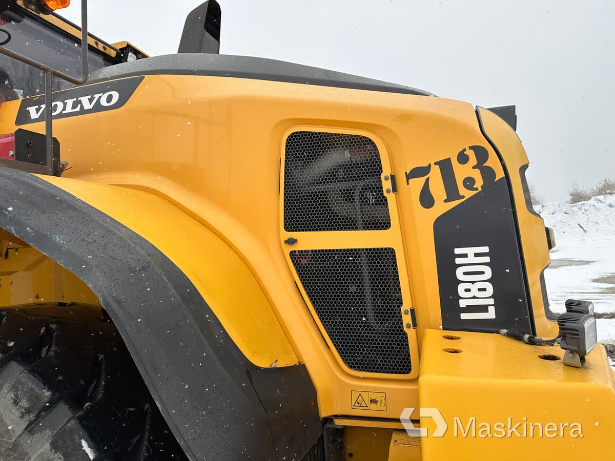 اللودر بعجل Hjullastare Volvo L180H: صور 20 اللودر بعجل Hjullastare Volvo L180H: صور 20