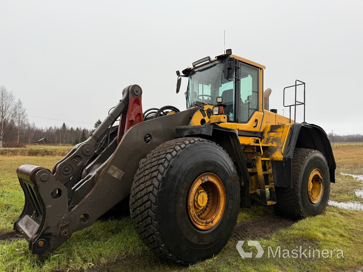 Hjullastare Volvo L220F & Lastarskopa - اللودر بعجل: صور 1 Hjullastare Volvo L220F & Lastarskopa - اللودر بعجل: صور 1