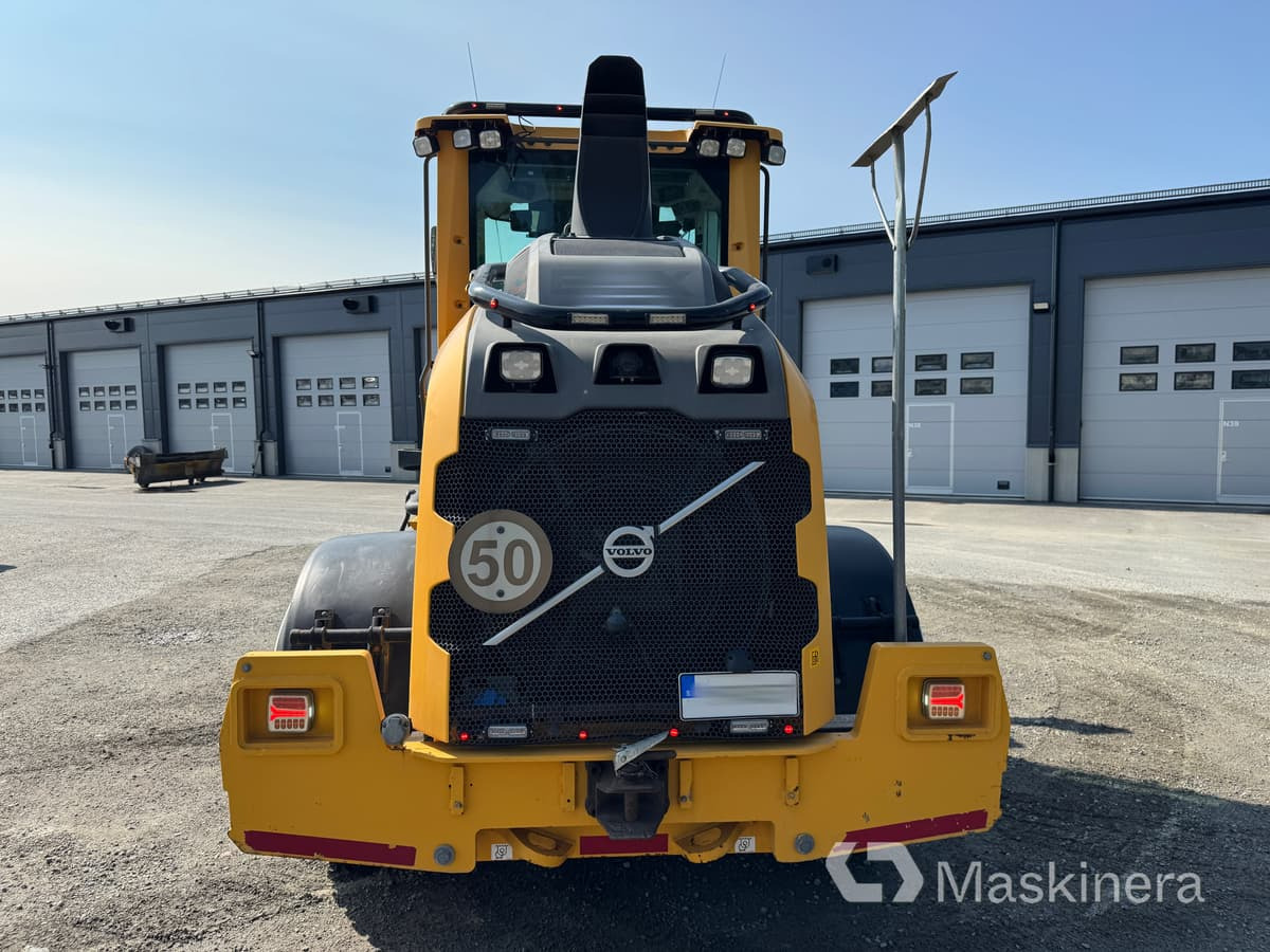 Hjullastare Volvo L60H Light duty - اللودر بعجل: صور 4 Hjullastare Volvo L60H Light duty - اللودر بعجل: صور 4
