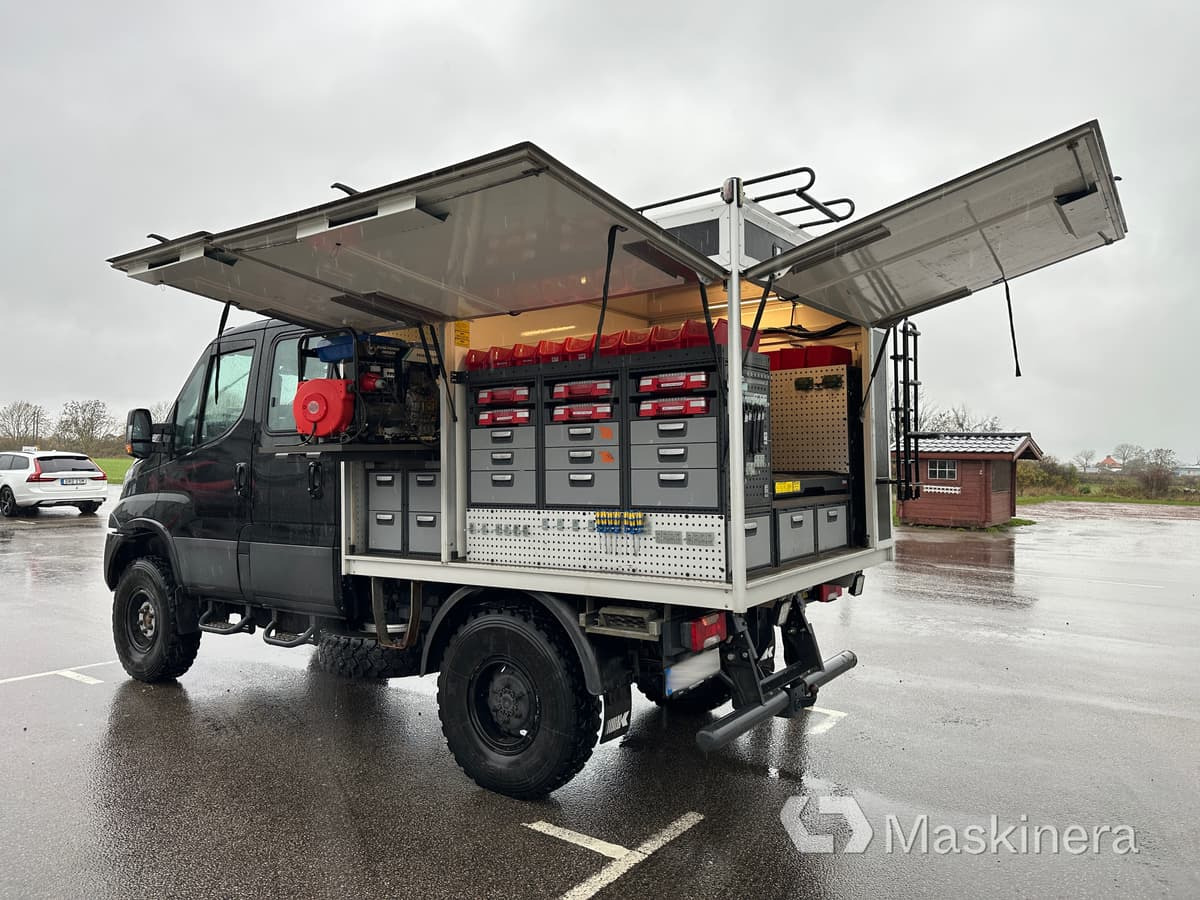 Iveco Daily 55-180 4x4 3.0 Arbetsbil Iveco Daily 4x4 3.0 - فان: صور 3 Iveco Daily 55-180 4x4 3.0 Arbetsbil Iveco Daily 4x4 3.0 - فان: صور 3